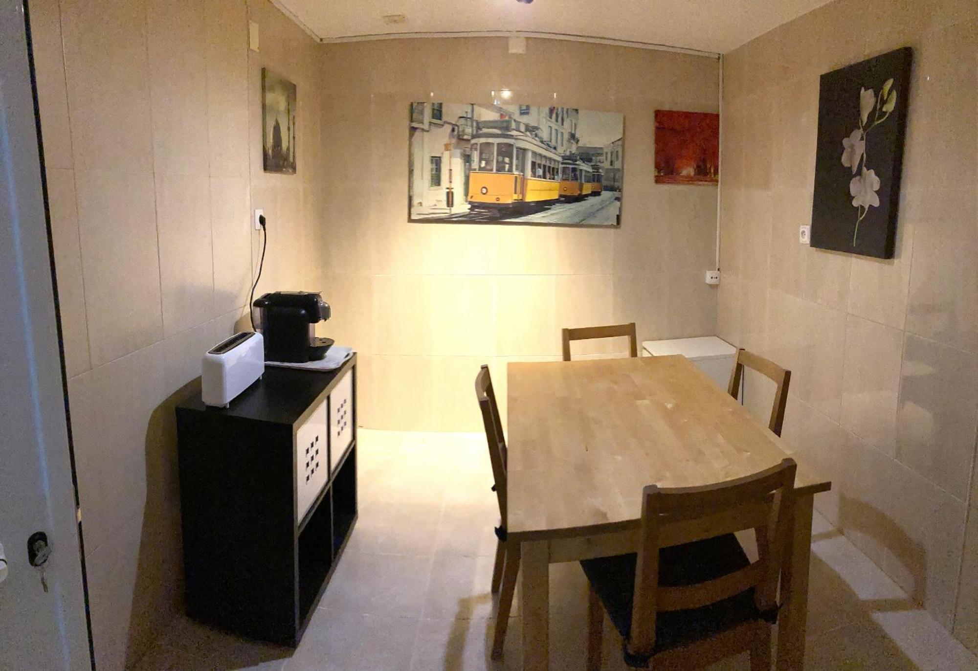 Apartment T2 In Typical In Sapadores